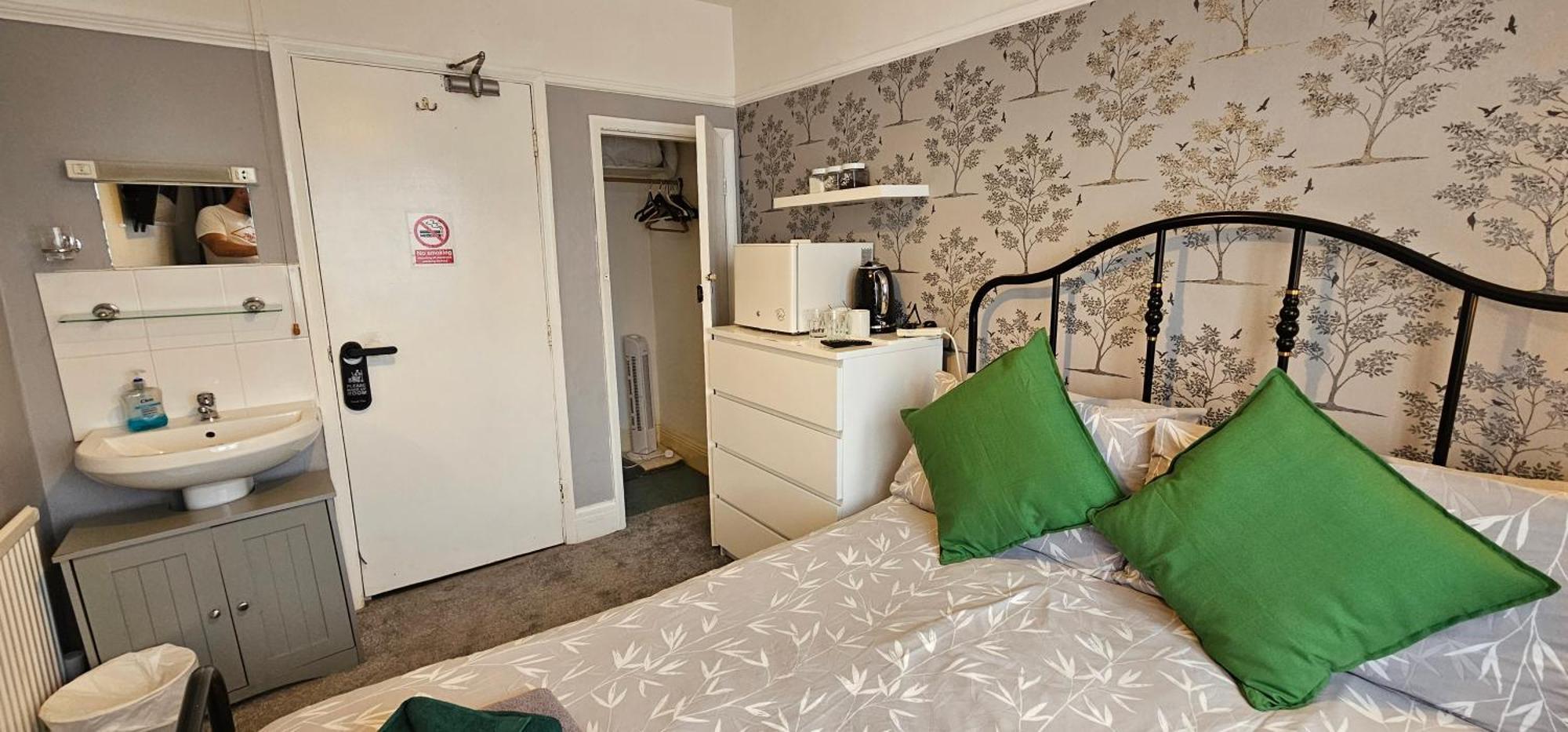 The Roslyn Guest House ペイントン エクステリア 写真